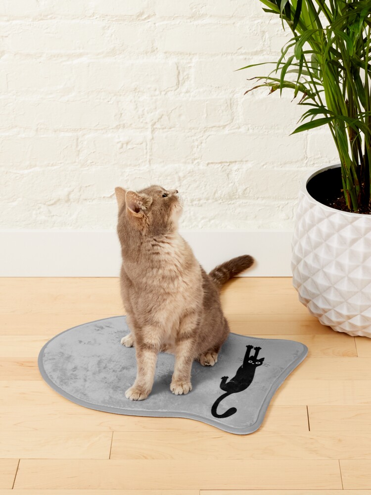 Alternate view of Black Cat Holding On Pet Mat