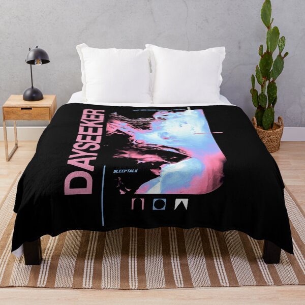 Artikelvorschau, Dayseeker Merch Sag ihren Namen entworfen und verkauft von morrisonrosa.