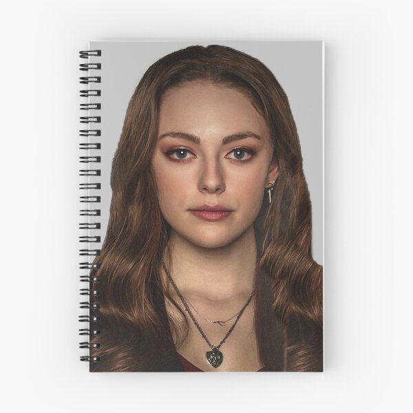 Artikelvorschau, Legacys Hope Mikaelson Ausweisfoto entworfen und verkauft von stardustedits.