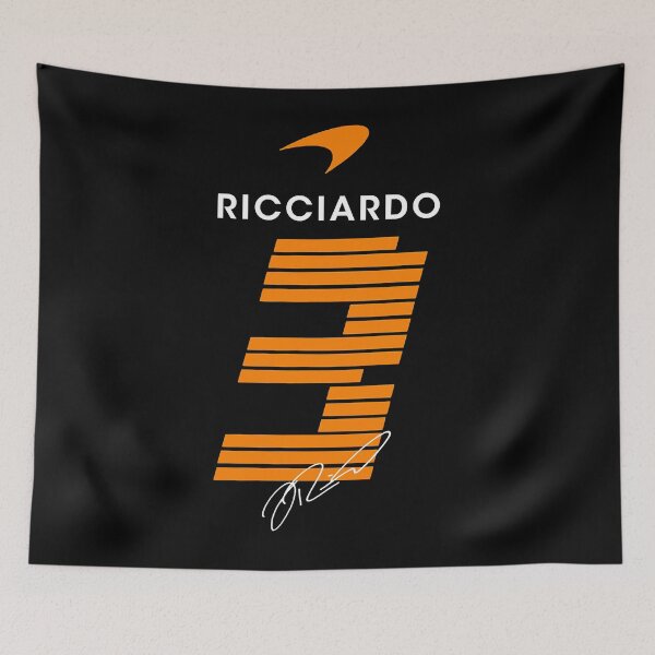 Artikelvorschau, Malerei Daniel Ricciardo Vintage Retro entworfen und verkauft von OrtizCarson.