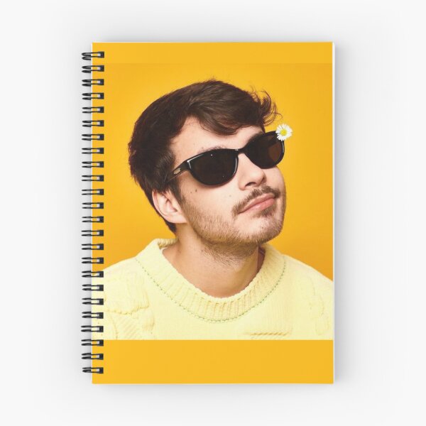 Artikelvorschau, Rex Orange County mit Glas entworfen und verkauft von Pop-clothes.