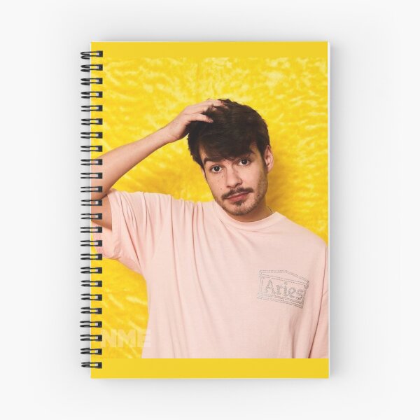 Artikelvorschau, Rex Orange County Yallow, wen interessiert das? entworfen und verkauft von Pop-clothes.