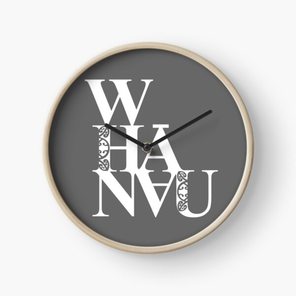 Whanau (family) Clock