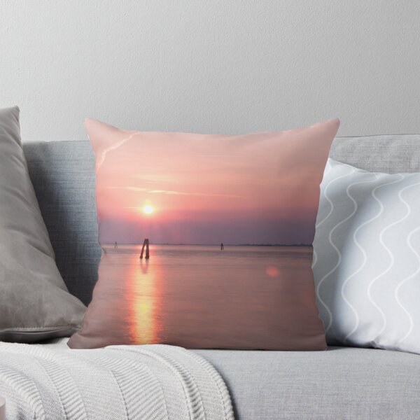 Artikelvorschau, Sonnenuntergang auf der Lagune von Venedig entworfen und verkauft von alalchan.