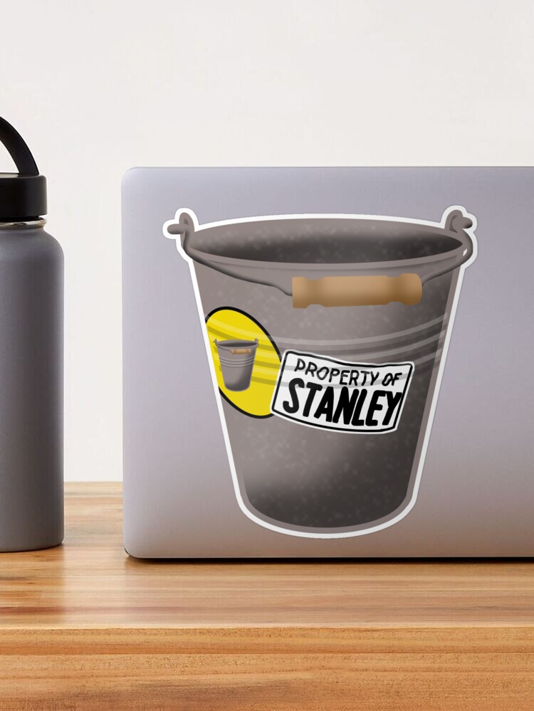 Does anyone else's bucket have 2 stickers? : r/stanleyparable
