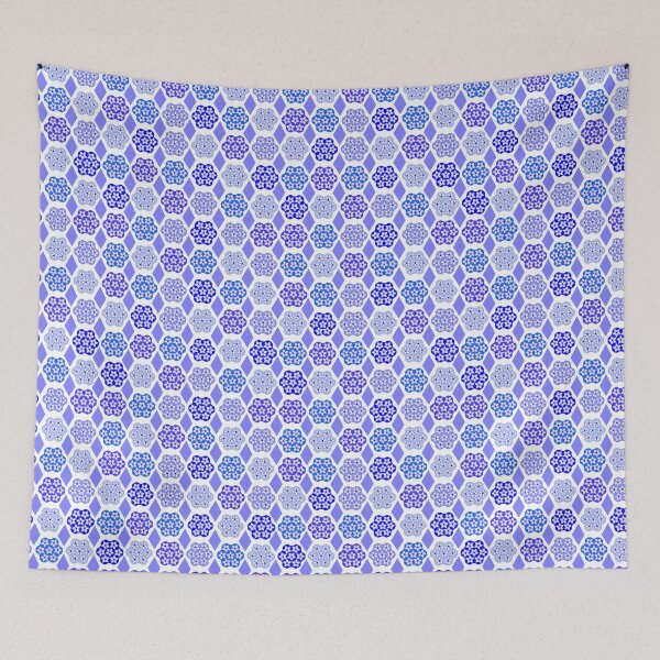 Artikelvorschau, Blue Melliflowery Stacked on White with Light Blue Kites Repeat 5748 entworfen und verkauft von Art in My Loft.