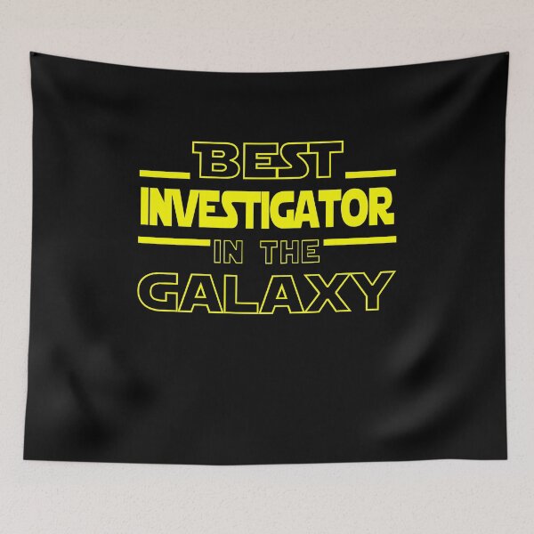 Artikelvorschau, Ermittler Job Papa Mutter Hudband Herren-Shirt, Bester Ermittler in der Galaxis, Lustiges Ermittler-Geburtstags-Weihnachtsgeschenk entworfen und verkauft von xlnv.