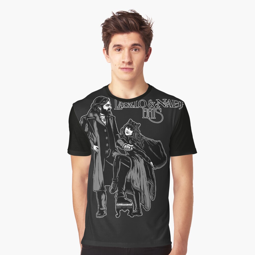 Aperçu de l'œuvre T-shirt graphique créée et vendue par maddalena4439.