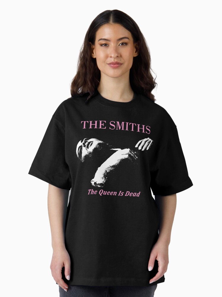 The smiths the queen is dead shirt Essential T-Shirt