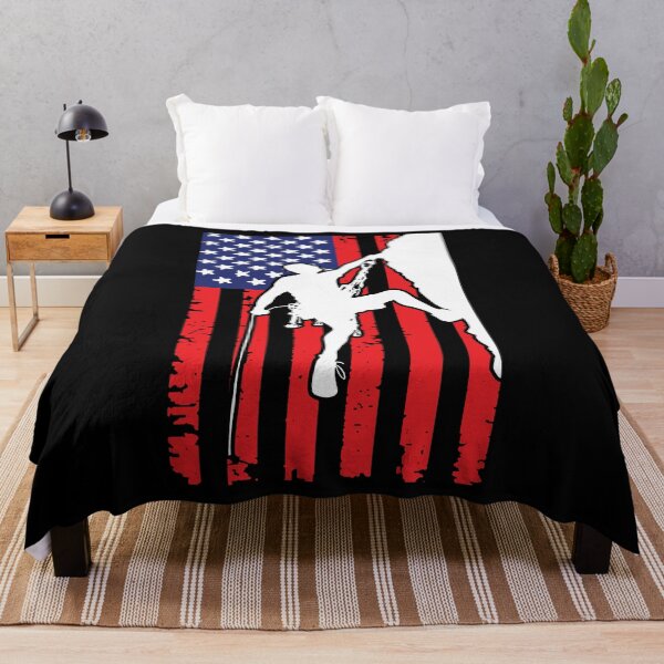 Artikelvorschau, Amerikanische Flagge Kletterer Shirt, Bergsteigen Shirt, Kletterer Shirt, Klettern Shirt, Bergsteigen Shirt, Sport Klettern Liebhaber Shirt entworfen und verkauft von aymob.