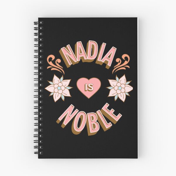 Artikelvorschau, Nadia ist edel - Vornamen - Geburtstagsgeschenke - Alliterationsfans entworfen und verkauft von epicthoughts.