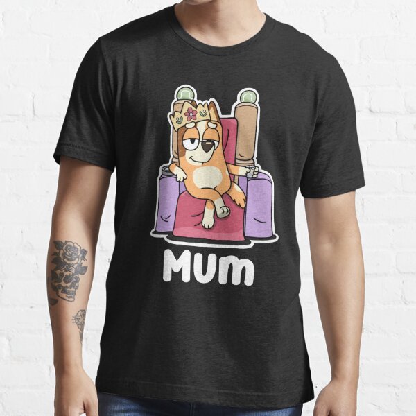 The Dog Mum Wear Crown On Head Cartoon Essential T-Shirt
