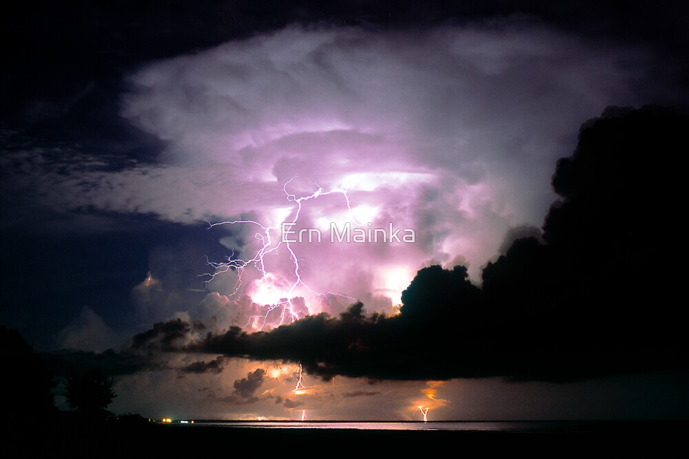 "Darwin Lightning" by Ern Mainka Redbubble