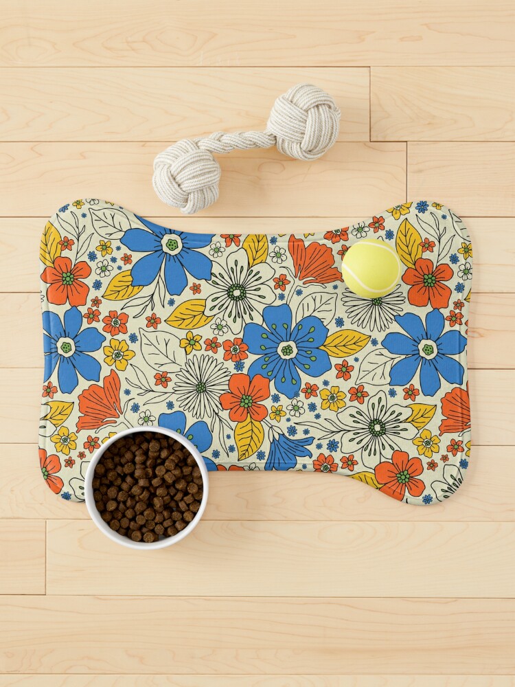 Bone Shape Pet Feeding Mat With Flowers And Mushrooms, Dog