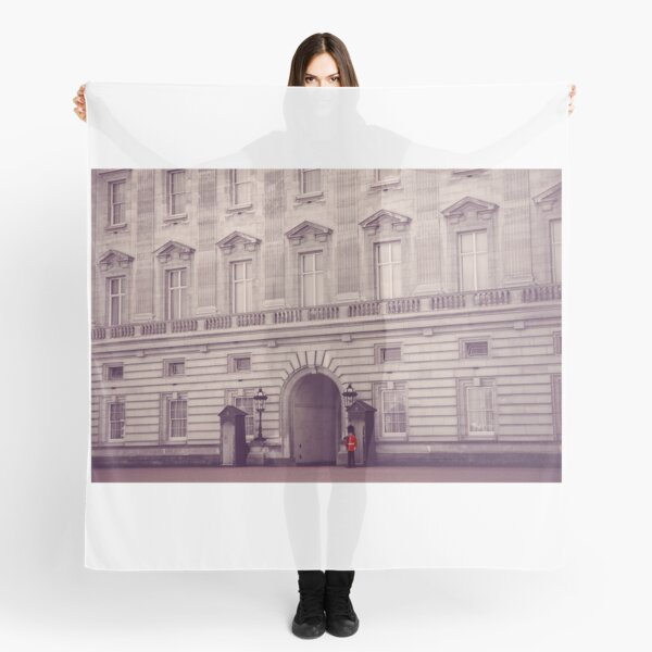 Buckingham Palace Scarf