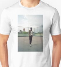 DANIEL CAESAR Unisex T-Shirt