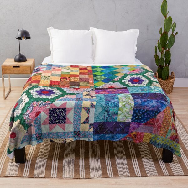 Item preview, Edredón de patchwork vintage designed and sold by BronikowskiART.