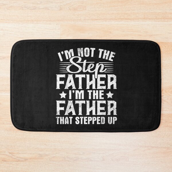 Aperçu de l'œuvre I'm Not The Step Father Stepped Up Happy Father's Day Family T-Shirt créée et vendue par Dieter-Marshall.