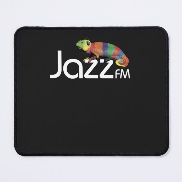 Artikelvorschau, Pengerten-Jazz-FM-Radio-Apikmeni Essential T-Shirt entworfen und verkauft von Clemarius.