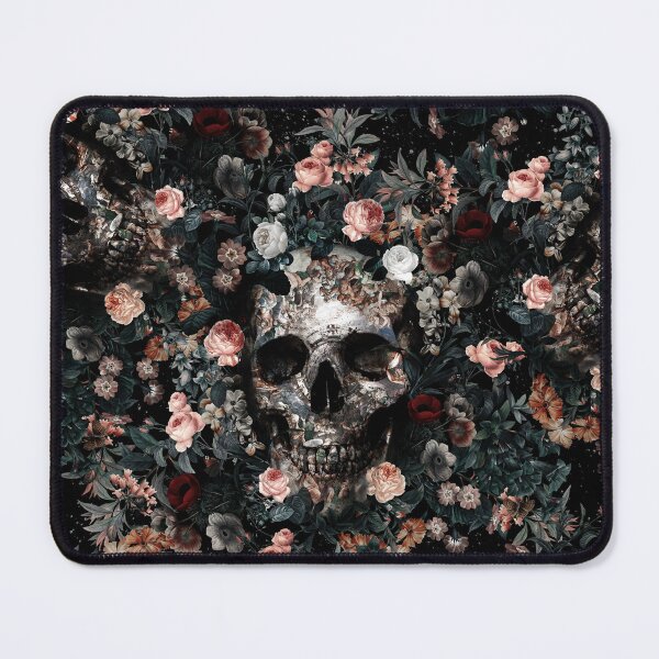 Aperçu de l'œuvre Crâne et motif floral créée et vendue par Burcu Korkmazyurek.