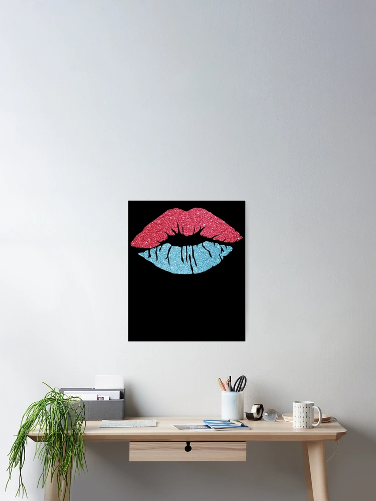 Aperçu 2 sur 3. Poster avec l'œuvre Women's Kiss Lips America Lips Red Blue Lipstick USA Kiss Gear créée et vendue par DynamicDesign.