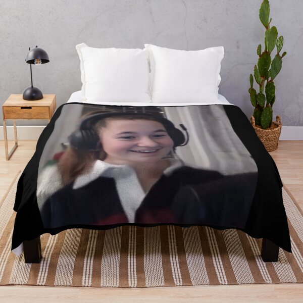 Item preview, lani lanusky dream smp face designed and sold by bestizeyy.
