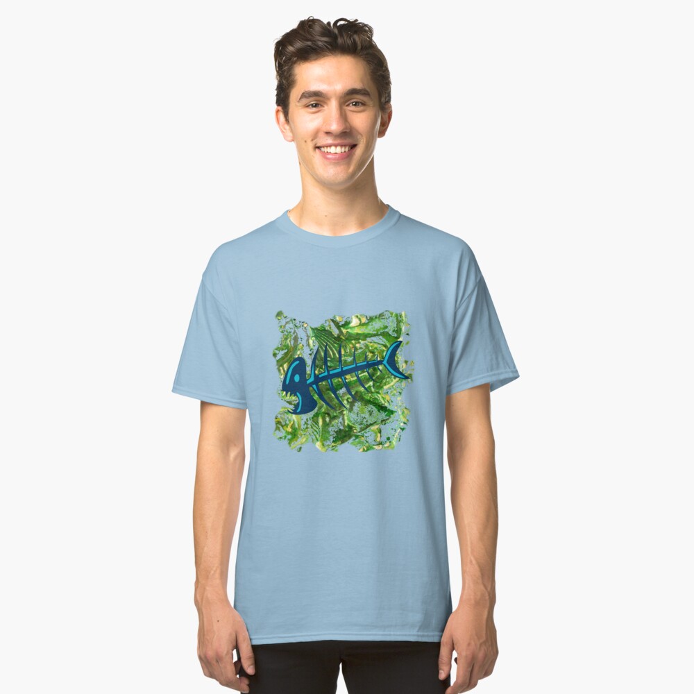 FISH SKELETON SWIRLING SEAS Classic T-Shirt