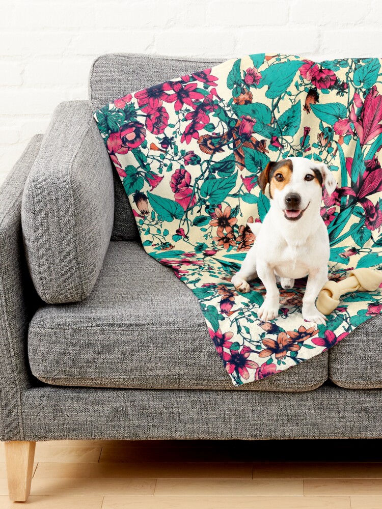 Alternate view of THE GARDEN Pet Blanket