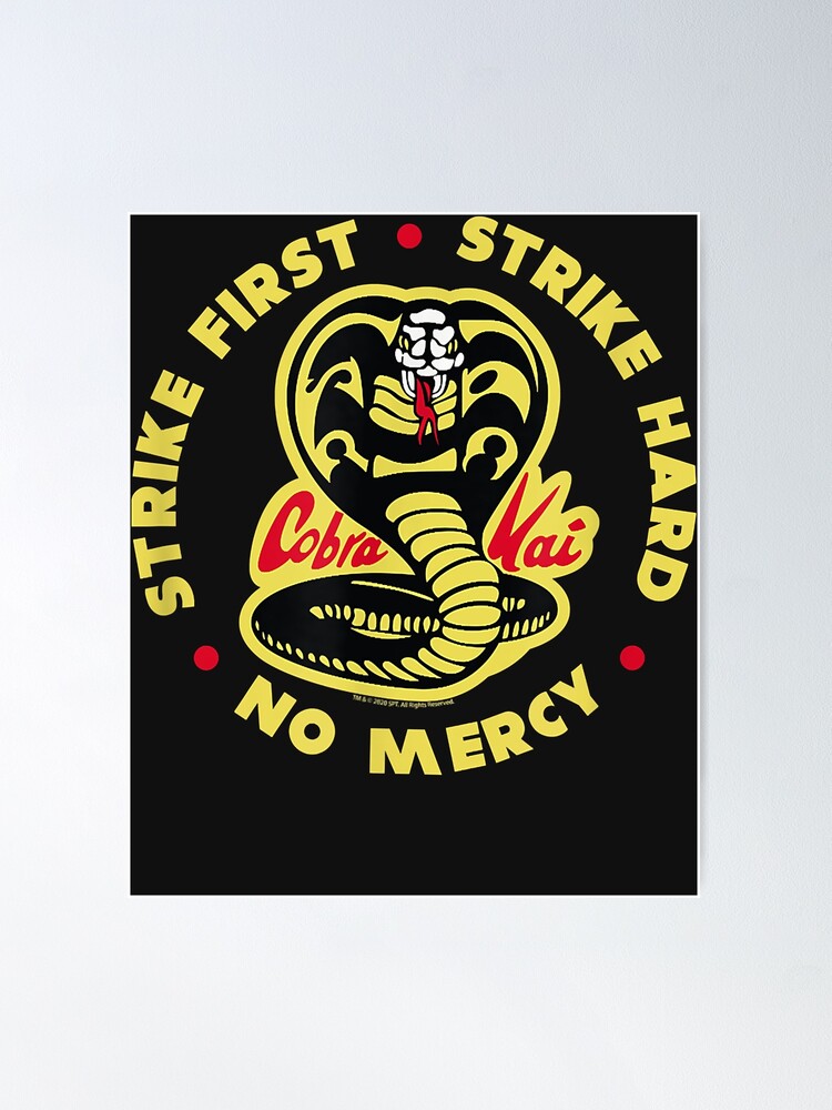 Póster «Cobra kai ataca el primer logotipo de cobra» de SandraHess58 |  Redbubble