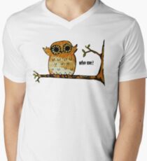 Who Me? Owl Men's V-Neck T-Shirt