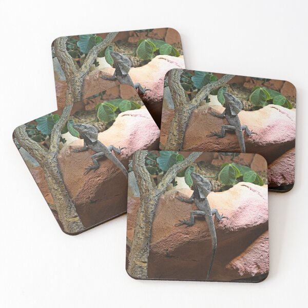 Item preview, lagarto con volantes se alza sobre una piedra designed and sold by goceris.