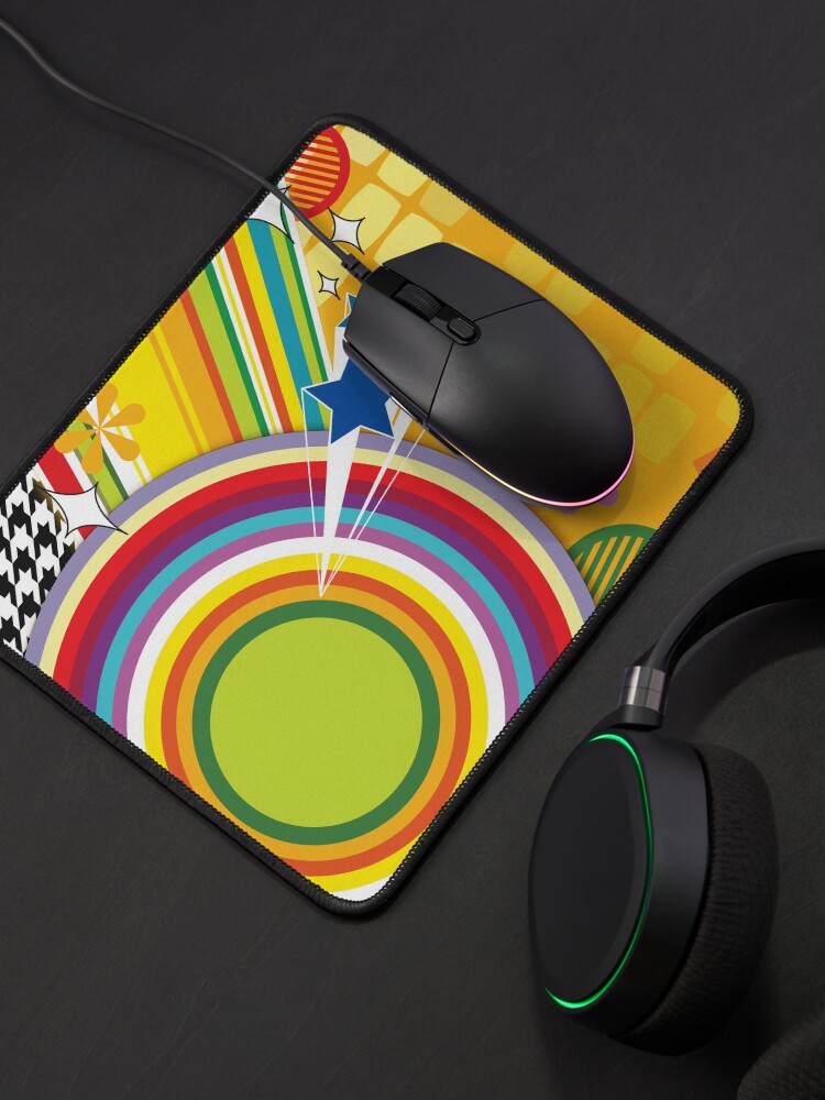 Aperçu 4 sur 5. Tapis de souris avec l'œuvre Sun Burst créée et vendue par MoffinatorDGTL.