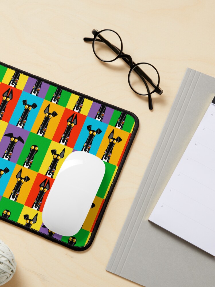 Aperçu 3 sur 5. Tapis de souris avec l'œuvre Greyhound Semaphore créée et vendue par RichSkipworth.