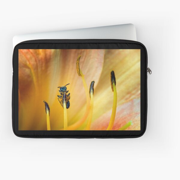 Small Black British Bee Laptop Sleeve