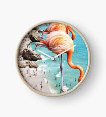 Flamingos am Strand #redbubble #decor Uhr