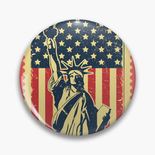 Artikelvorschau, Freiheitsstatue mit amerikanischer Flagge auf einem rustikalen Stempel entworfen und verkauft von KoopTroop ⭐⭐⭐⭐⭐.