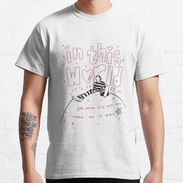 En este mundo Camiseta clásica