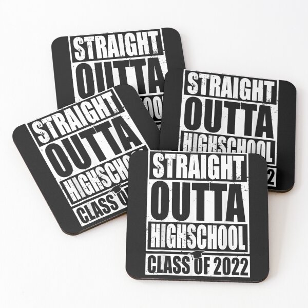 Aperçu de l'œuvre STRAIGHT OUTTA HIGH SCHOOL Class Of 2022 Graduation Gift créée et vendue par LeCrayon.