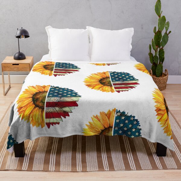 Artikelvorschau, Sonnenblume mit amerikanischer Flagge entworfen und verkauft von smallcatvn.