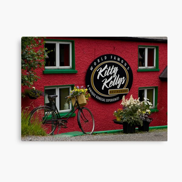 Kitty Kelly's restaurant, Donegal - wide Canvas Print