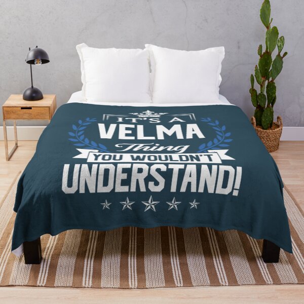 Artikelvorschau, Velma Namens-T-Shirt Geschenkartikel-T-Stück Velma Sachen-Namen-2 entworfen und verkauft von YungMillka.