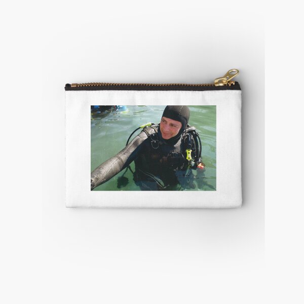 Aperçu de l'œuvre Scuba Diver Stuart créée et vendue par JessieFox.