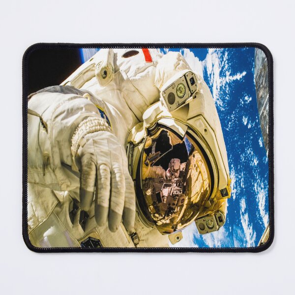 Item preview, fwc 1379 astronaut astronomy cosmos designed and sold by fred chiea.