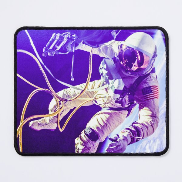 Item preview, fwc 1377 astronaut astronomy cosmonaut designed and sold by fred chiea.