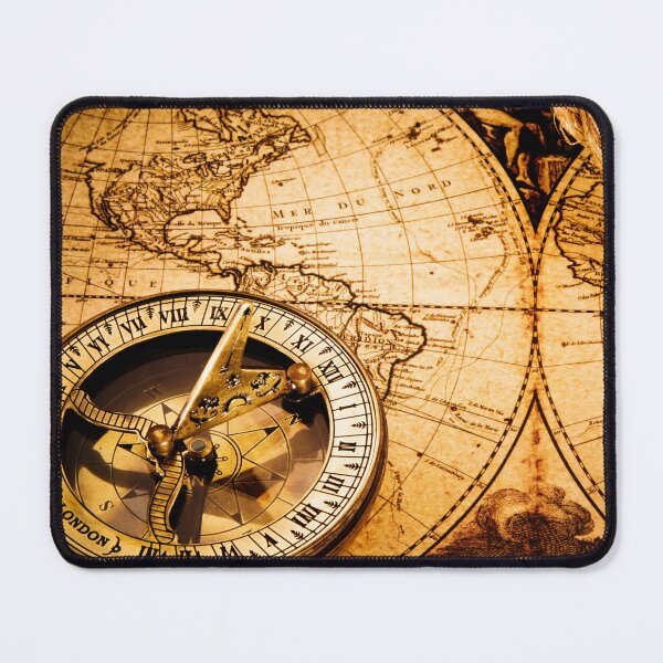 Aperçu de l'œuvre Vintage belle vieille boussole abstraite et corde sur carte Vintage 1752 créée et vendue par Bold Dark savage.