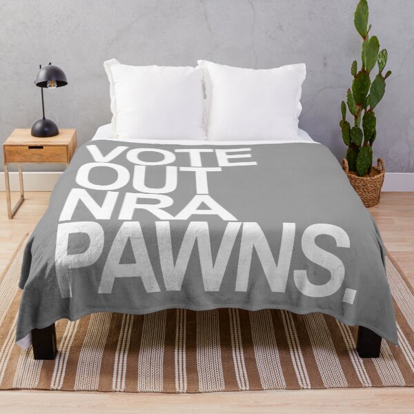 Item preview, Vote hacia fuera los peones de la NRA (blanco sobre gris) designed and sold by Thelittlelord.