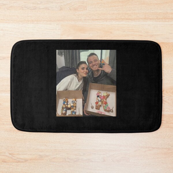 Item preview, Paitning Sen Cal Kapimi Call Me designed and sold by SolomonYoon.