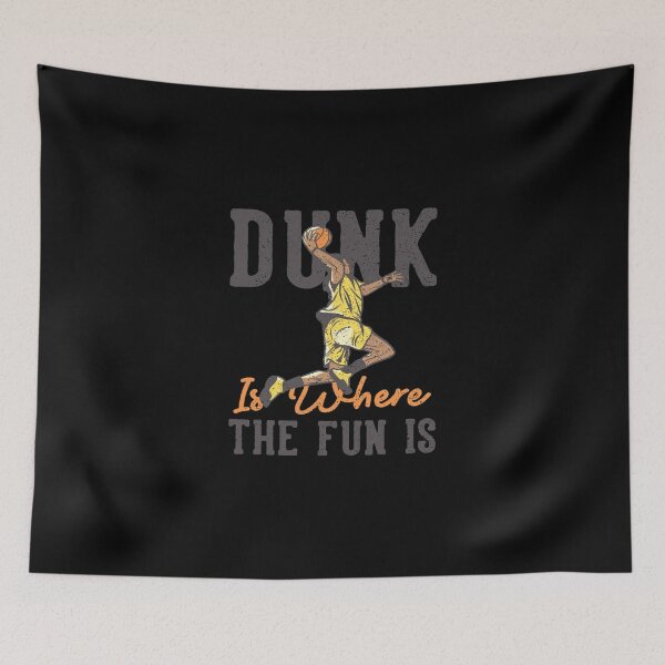 Item preview, Dunk es donde la diversión es el baloncesto Camiseta clásica designed and sold by contawana1s.