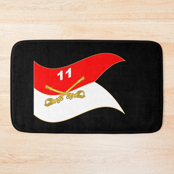 Artikelvorschau, Armee - 11. Panzerkavallerieregiment Guidon Winken X 300 entworfen und verkauft von Military Insignia Products.