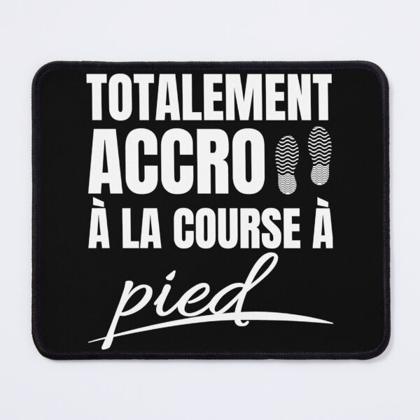 Aperçu de l'œuvre Accro À La Course À Pied T-shirt classique créée et vendue par felyn3gloria.